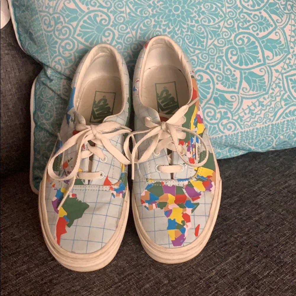 Save the Planet Vans size 7.5